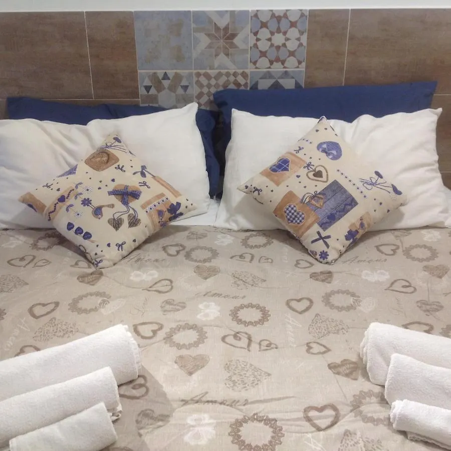 Guest house Gelone 83 - Camera Aretusa - Teatro Greco/Ortigia Hotel Syracuse